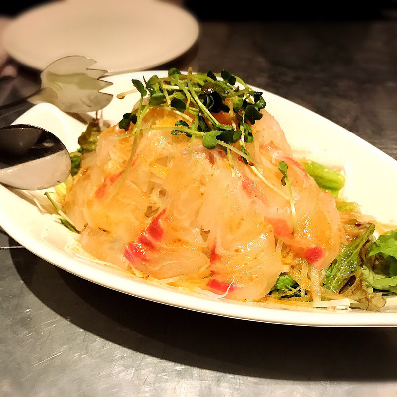 真鯛とカラスミの大根サラダ(イーターブル)