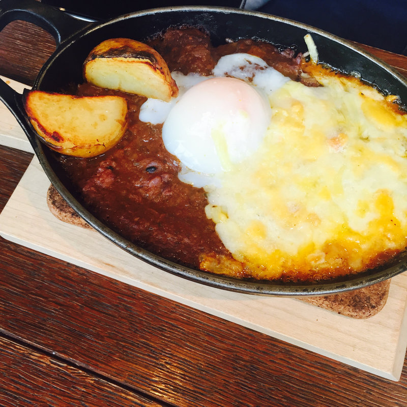 焼きカレー(GLOU GLOU REEFUR （グルグル リーファー【旧店名】ロザリー）)