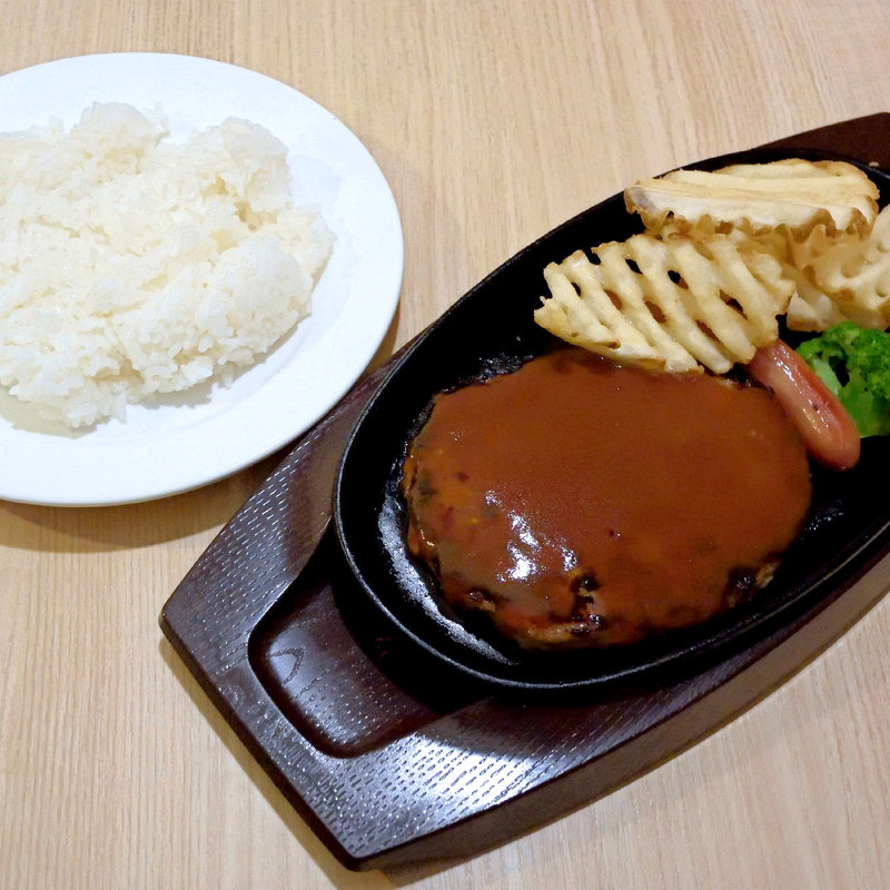 ハンバーグ＆ソーセージグリル(グラッチェガーデンズ 徳島昭和町店 )