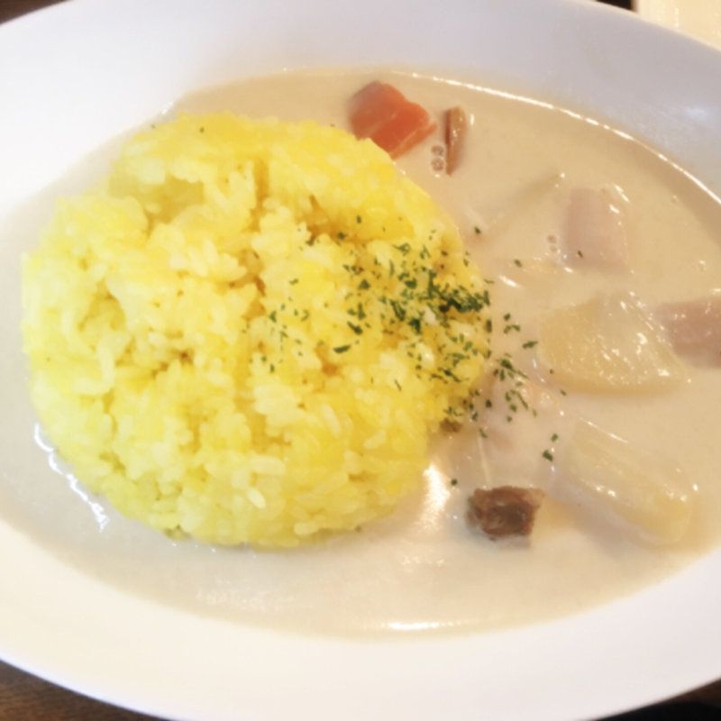 煮豚のホワイトカレー(チャボ （cha -bo）)