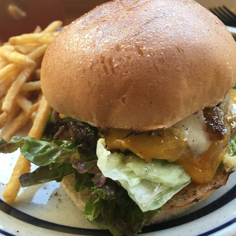 フィリーチーズステーキバーガー(J.S. BURGERS CAFE 原宿店)
