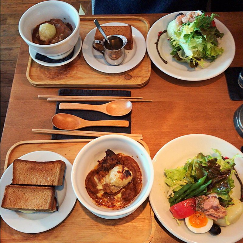 ビーフシチュー、ニース風サラダセット(カフェ ドゥ レント)