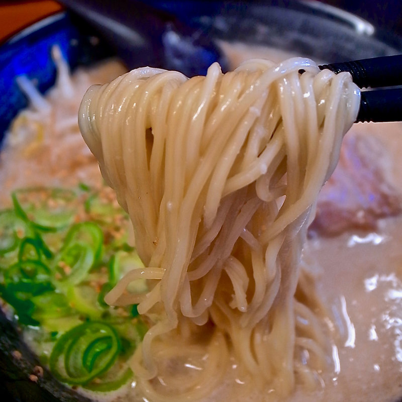 こくうま(ラーメン　しのはら )