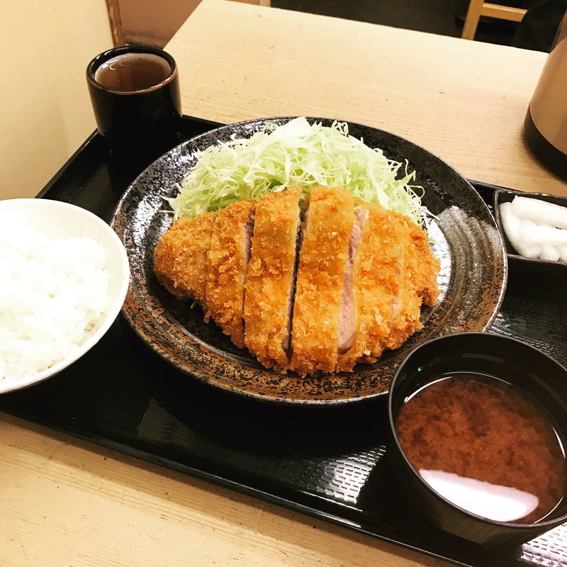 【限定】厚切ロースかつ定食(とんかつ まるや 有楽町店)