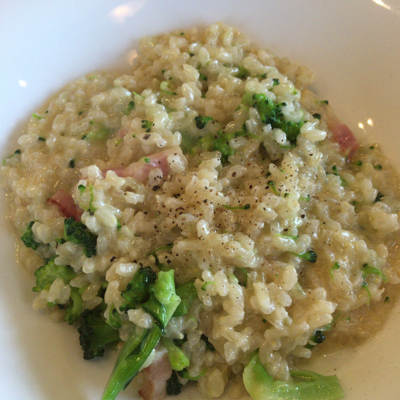 ブロッコリーとベーコンのクリームリゾット(Trattoria Delfino)