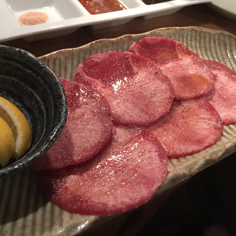 タン塩(炉端 肉焼き処 猛伸（たけし）)