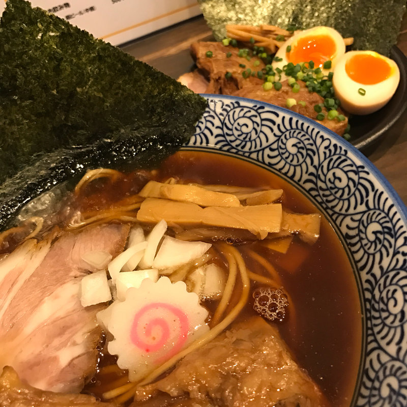 出汁らーめん(LUCY （ルーシー）)