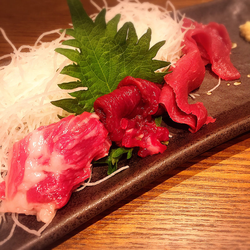 馬刺し4種盛り(肉寿司 間借り)