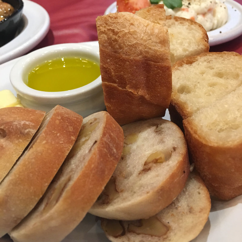 パンの盛り合わせ(モスクワ)