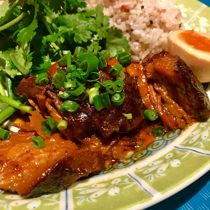 ルーロー飯(ヘイヘイマンボ)