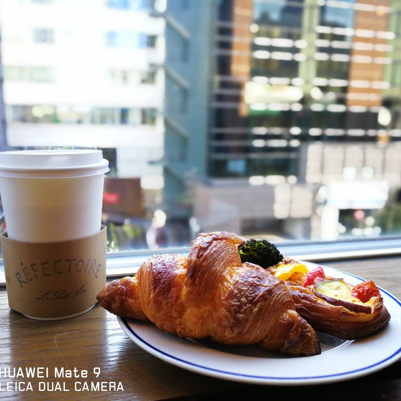 クロワッサン・オ・ブール(レフェクトワール （REFECTOIRE）)