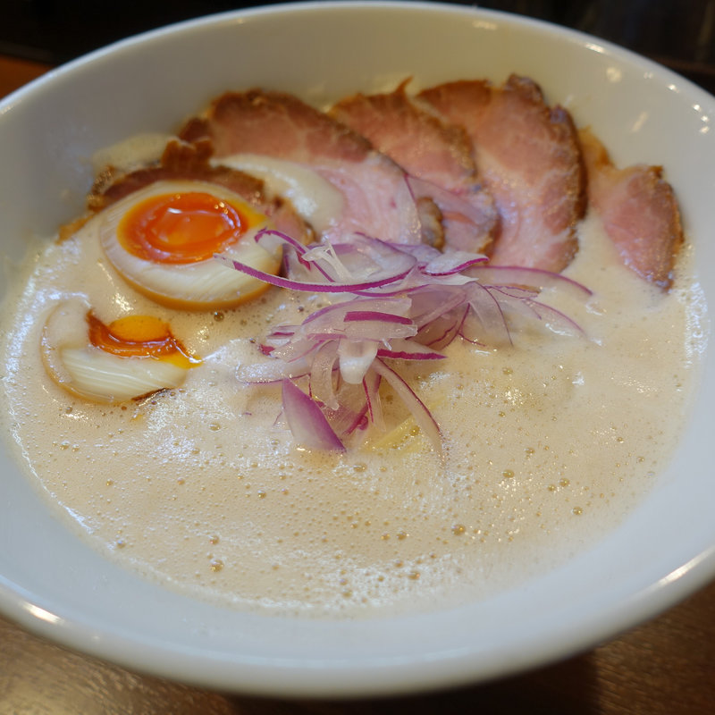 阿波座でさっぱり塩ラーメンを堪能