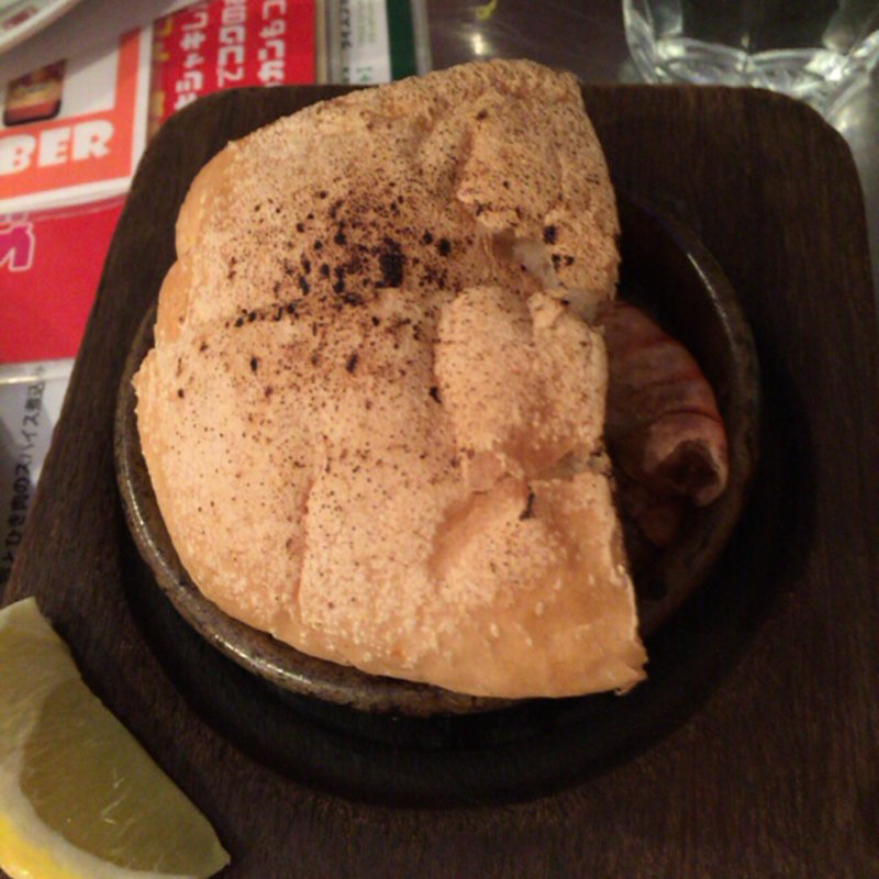 小海老のにんにくオイル煮込(墨国回転鶏料理 天満店)