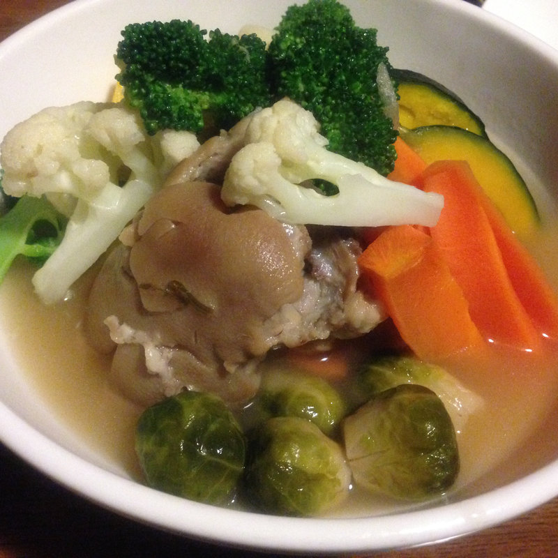 てびちと島野菜のポトフ(きんぱぎんぱ （金波銀波）)