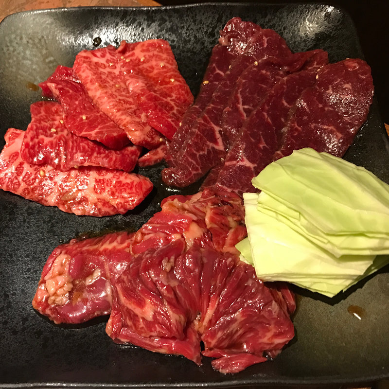 鯉城プレート(中世ら （【旧店名】焼肉ハウス アラジン）)