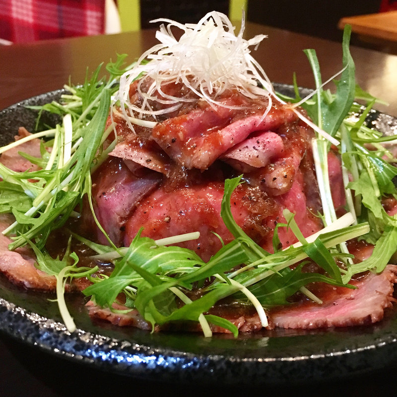 和牛イチボ ローストビーフ丼 並(3f泡とローストビーフ丼のお店)