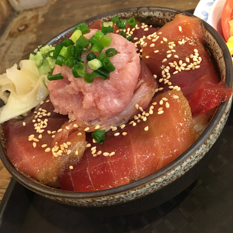 まぐろ丼(磯坊主)