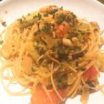 タコとキャベツのフレッシュトマトソース 大葉の香りパスタ(Cafe Cotton Club 新橋)