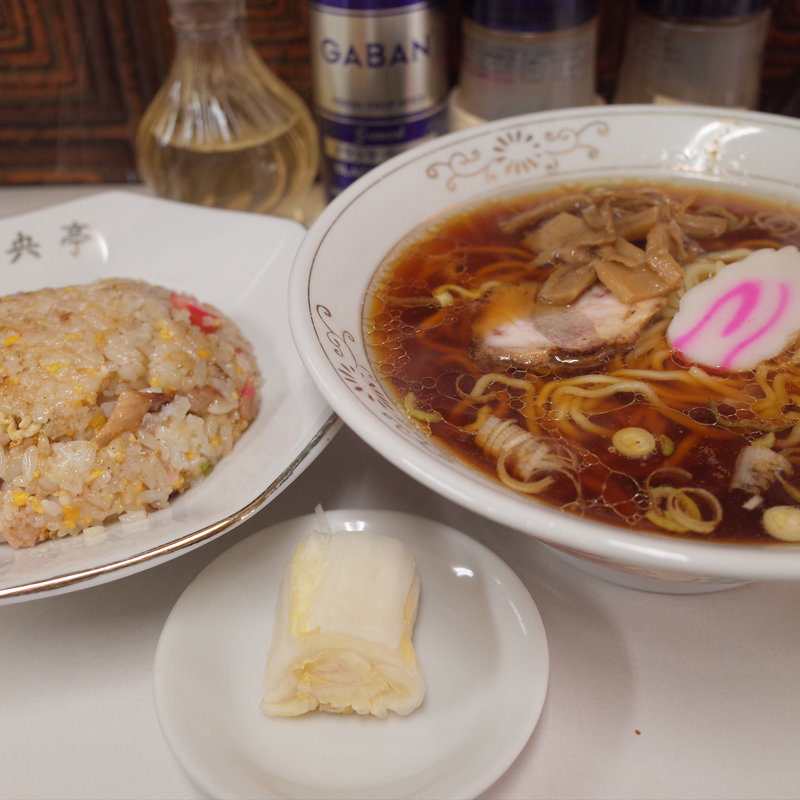 半チャンラーメン(中央亭 )