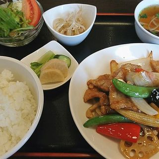 Bランチ(金竜 )