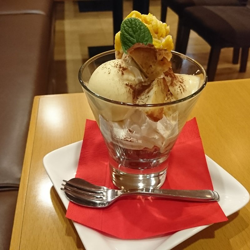 お芋とマロンアイスのパフェ(クロックカフェ （CLOCK Cafe）)