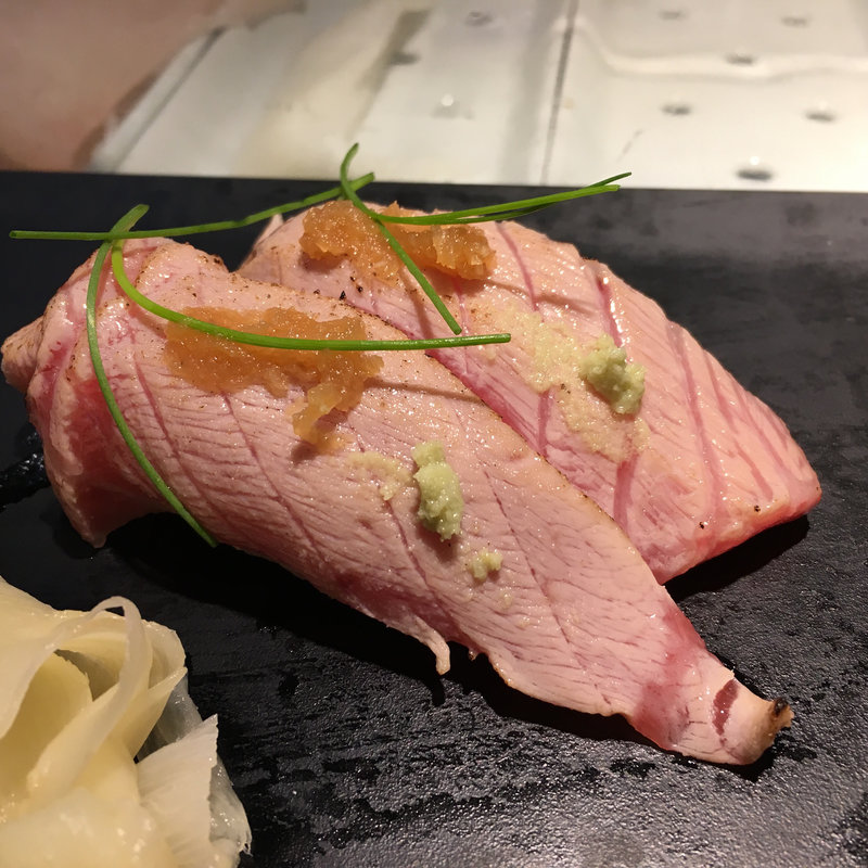 にぎり寿司･あぶりとろ［1個］(すしざんまい 本店)