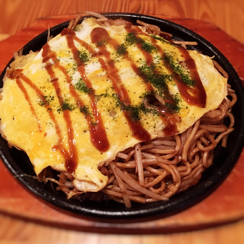 オム焼きそば(たこ焼き三丁目)