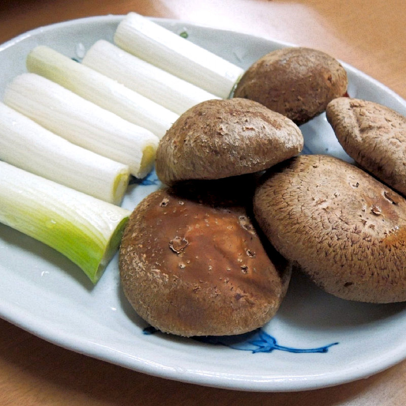 ねぎと椎茸(鳥八食堂 （トリハチショクドウ）)