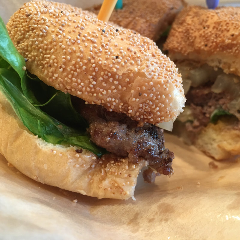 壱岐牛ハンバーガー(モカジャバカフェ 大久保本店 )