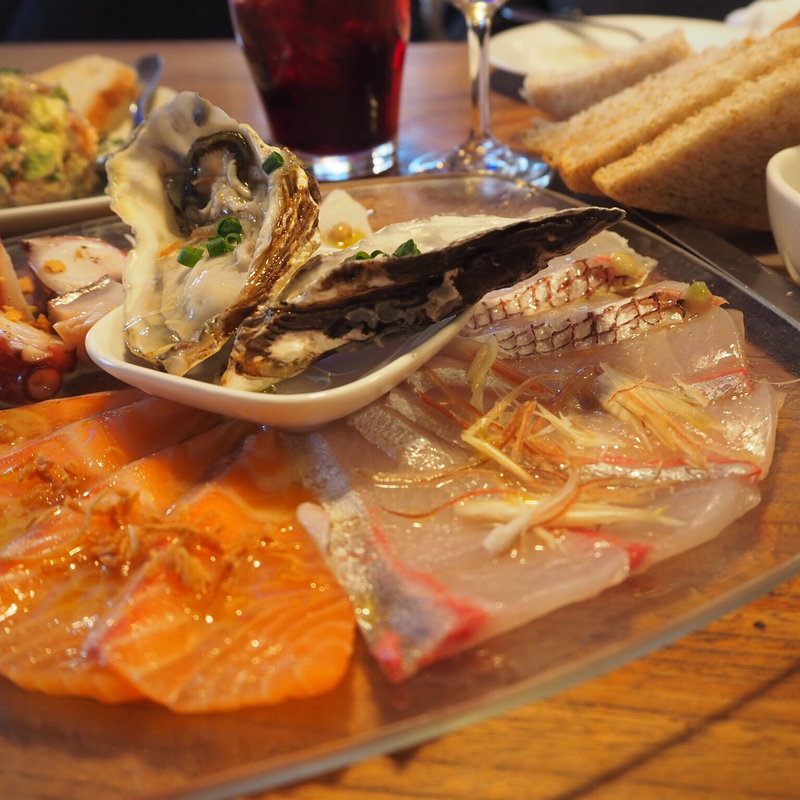 海のカルパッチョ6点盛(UOKIN PICCOLO 新橋店)