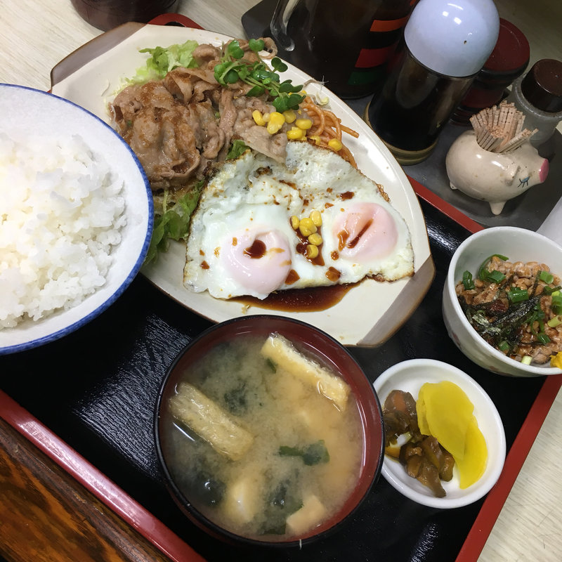今日のランチ(キッチン とん忠)