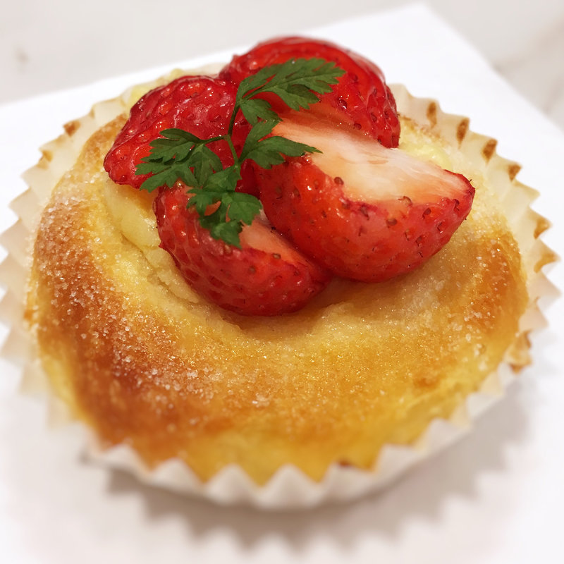 いちごのブリオッシュ(ゴントラン シェリエ 福岡パルコ店 （GONTRAN CHERRIER）)