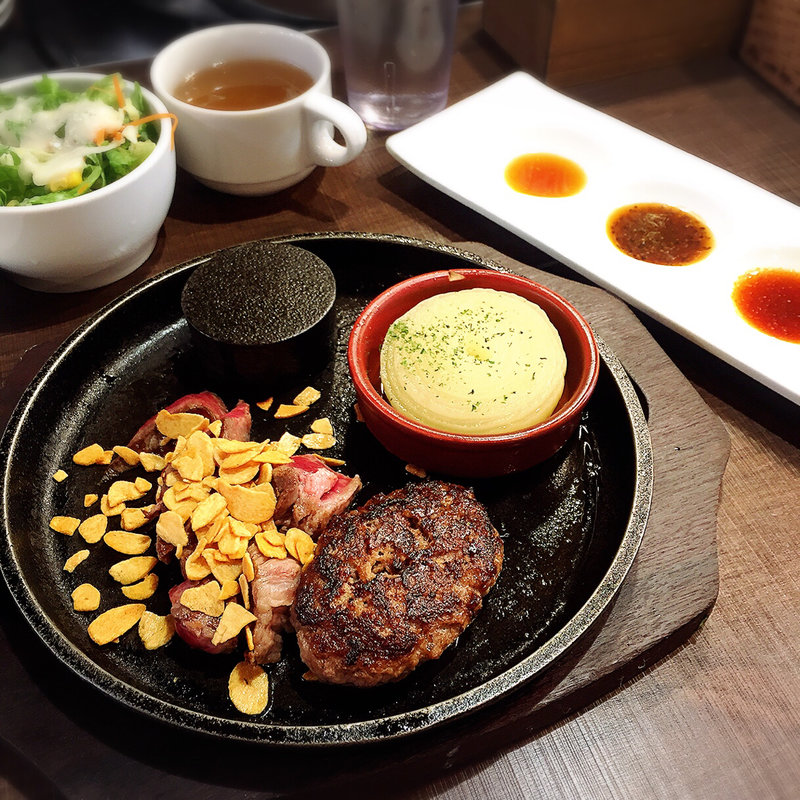 ランチ限定180g ハンバーグステーキコンボ(听屋 （POUND-YA　ポンドヤ）)