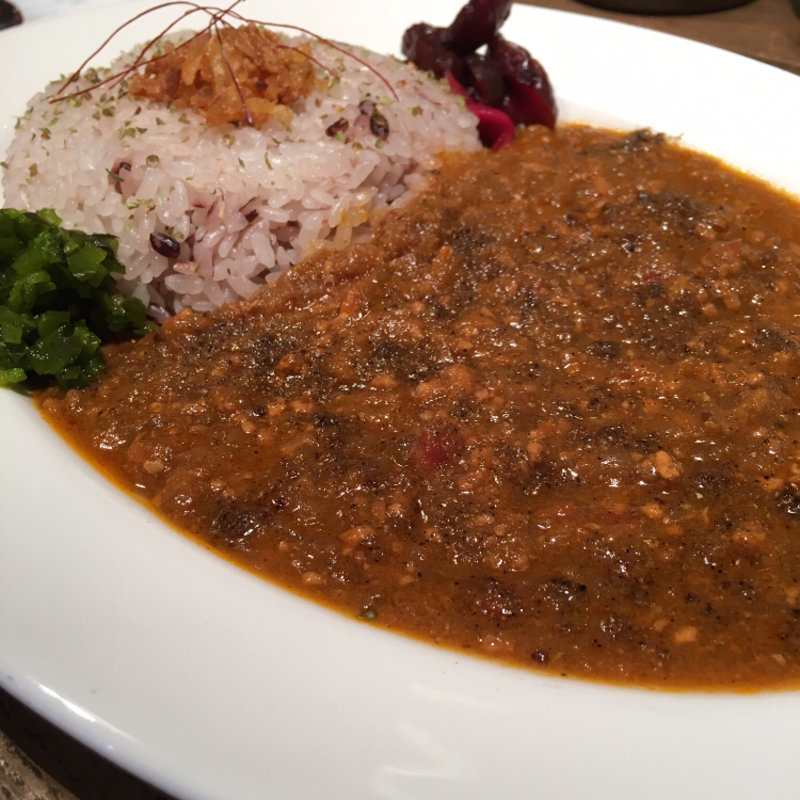 チキンキーマカリー(JUNAYNA （ジュナイナ）)