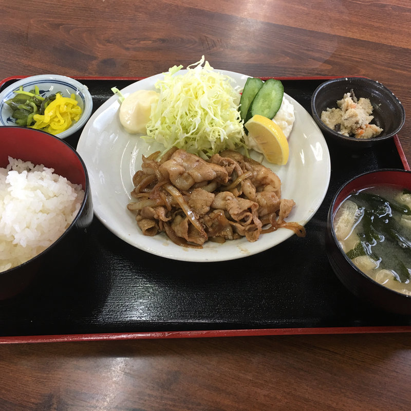 焼肉定食(豚)(食事処たちばな)