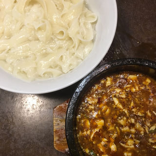 登頂石焼麻婆&刀削つけ麺(本格 中華料理 陳家私菜 赤坂1号店)
