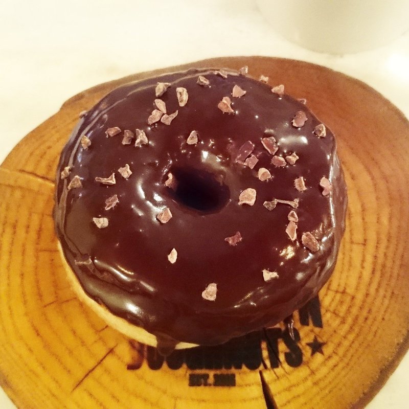 DEVIL'S FOOD(グッド タウン ドーナツ （GOOD TOWN DOUGHNUTS）)