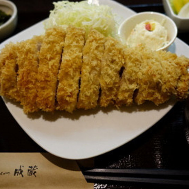 煌麦豚特ロースかつ定食(成蔵 （ナリクラ）)