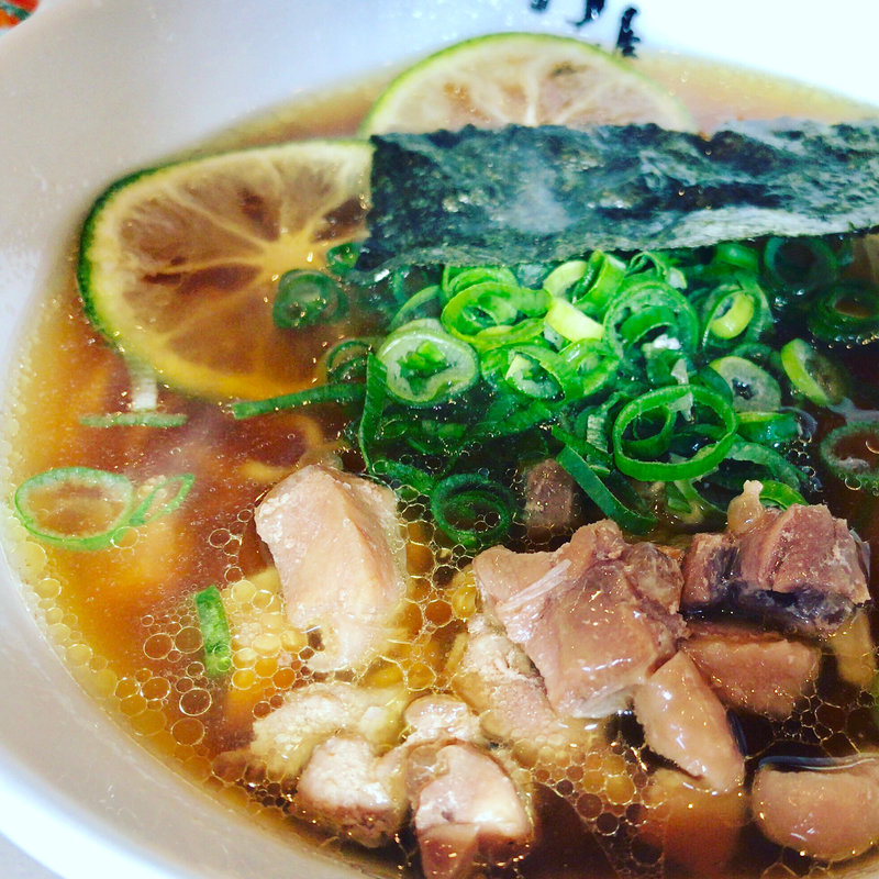 醤油ラーメン 地鶏かぼす(麺屋ゆぶき)