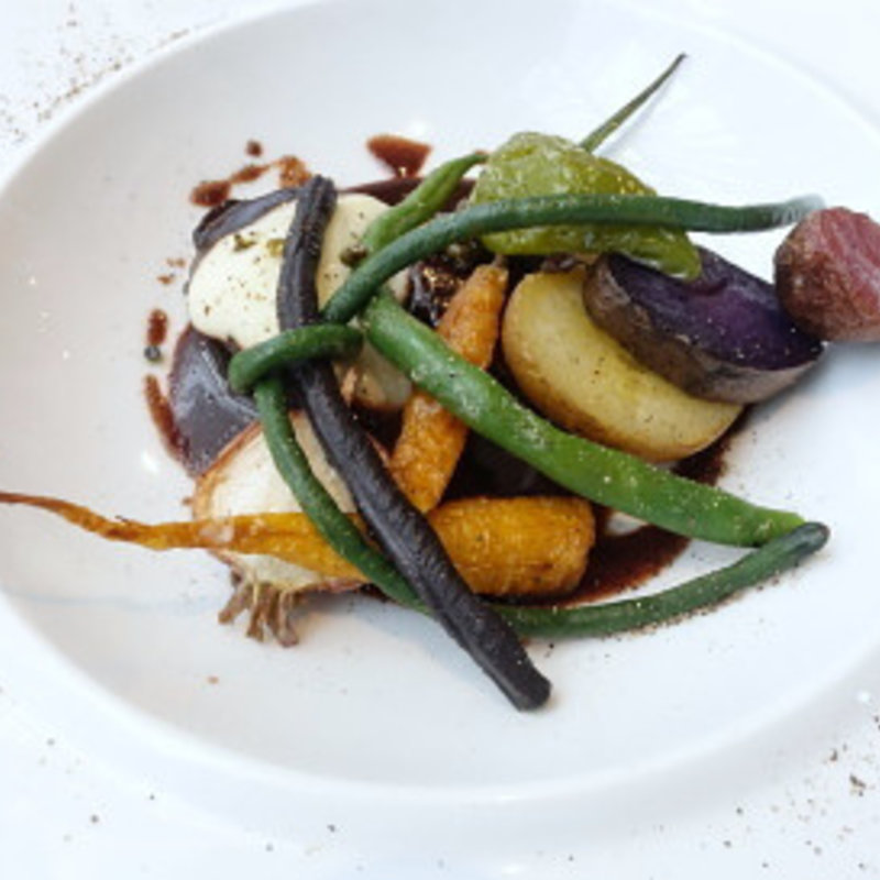 オリエント急行風牛タンのピノ・ノワール煮(アタゴール)