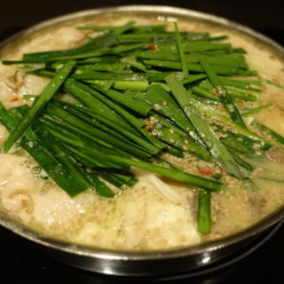 もつ鍋　みそ味(博多もつ鍋 やま中 本店)