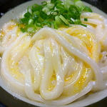釜たま（熱）(うどん 丸香)