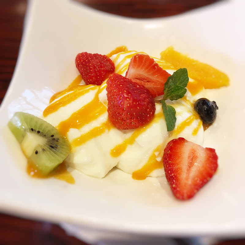 やわらか杏仁豆腐(ハカタ オノ )