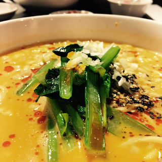 Dragon式・担々麺(DRAGON酒家 )