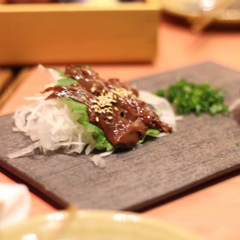 レバ刺し(馬刺屋マサシ 浅草店 )