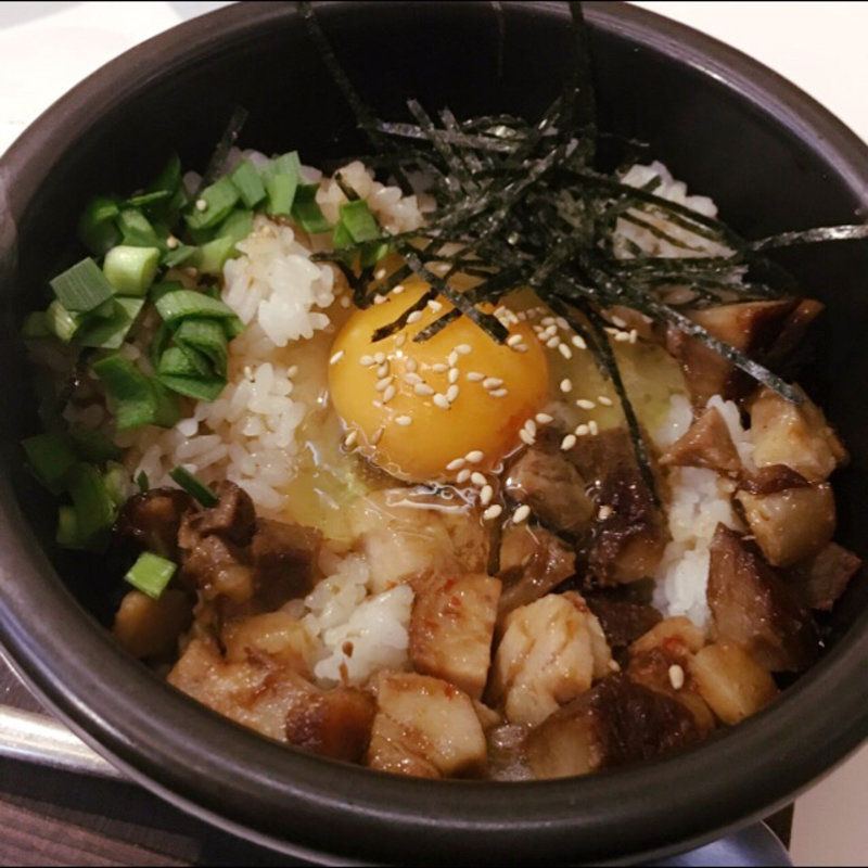 石焼チャーシュー丼(次元 )