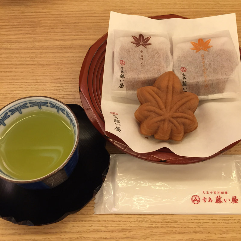 もみじ饅頭 こしあん(藤い屋 宮島本店 )