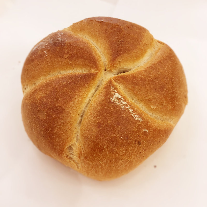 カイザーセンメル(DIE SONNENBLUME【パン工房ゾンネンブルーメ】)