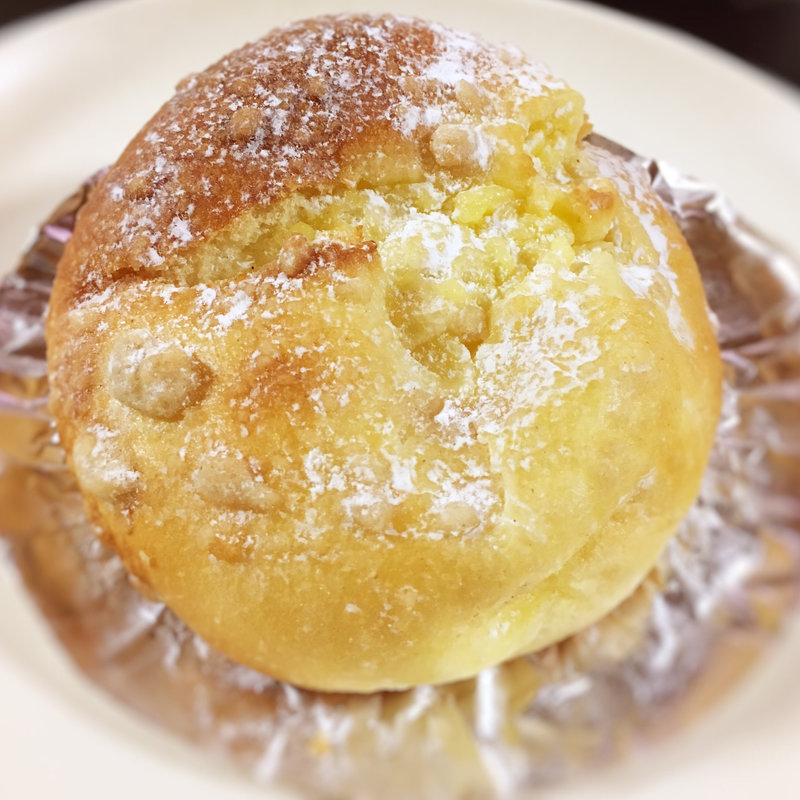 シュトロイゼルクーヘン(DIE SONNENBLUME【パン工房ゾンネンブルーメ】)