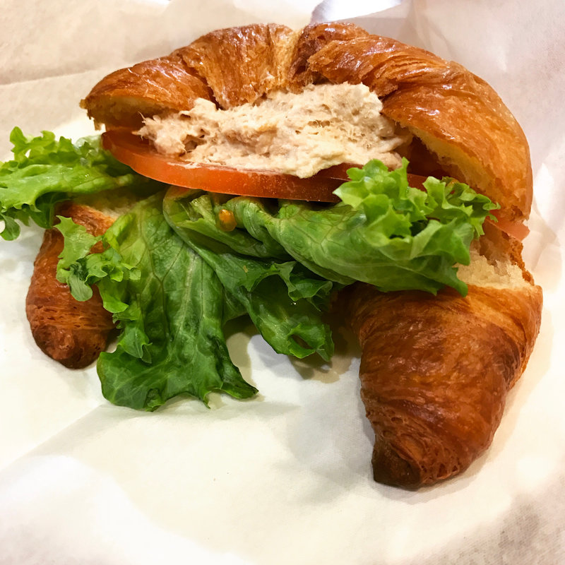 クロワッサンサンドイッチ（ツナ）(CAFE DI ESPRESSO 珈琲館 綾瀬店 （カフェ・ディ・エスプレッソ コーヒーカン）)
